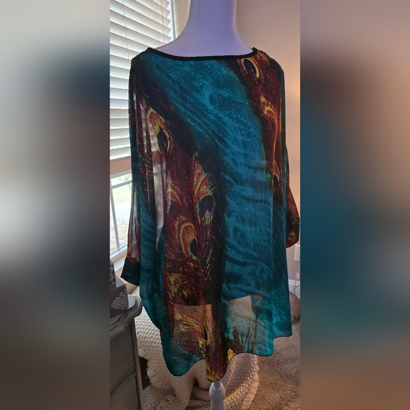 Peacock Print Sheer Top - Picture 2 of 3